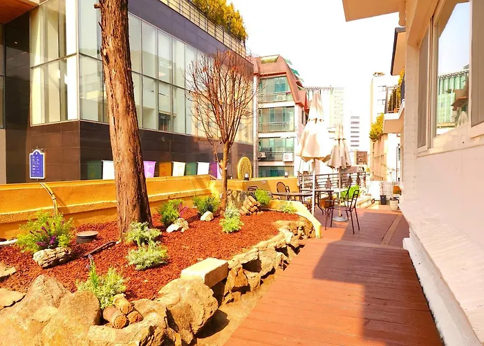 Oyo Myeongdong 5 Hostal Seúl