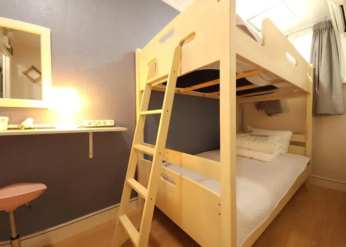 Hostel Oyo Myeongdong 5 Seoul