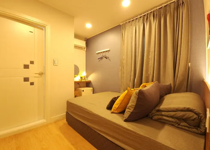 Hostel Oyo Myeongdong 5 *
