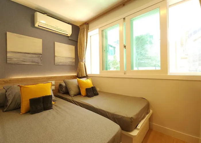Hostel Oyo Myeongdong 5