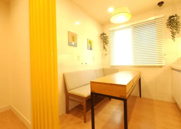 Hostel Oyo Myeongdong 5