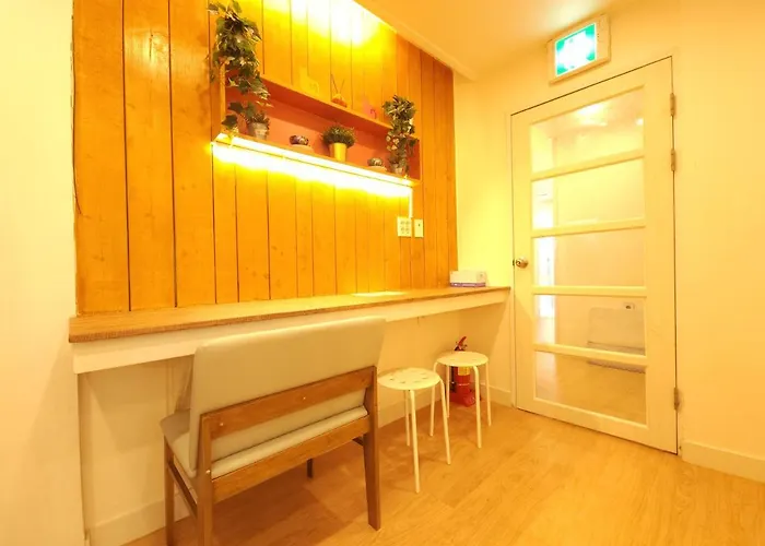 Hostel Oyo Myeongdong 5