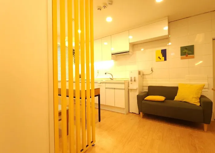 Oyo Myeongdong 5 Hostel