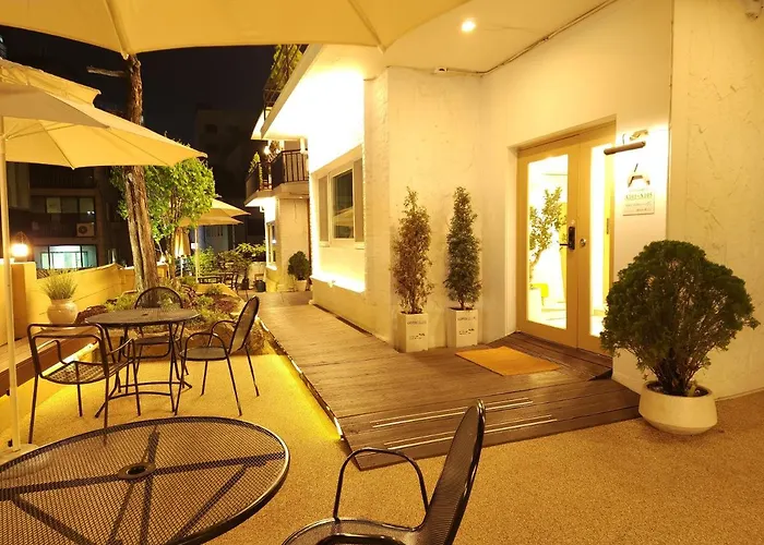 Oyo Myeongdong 5 Hostel *