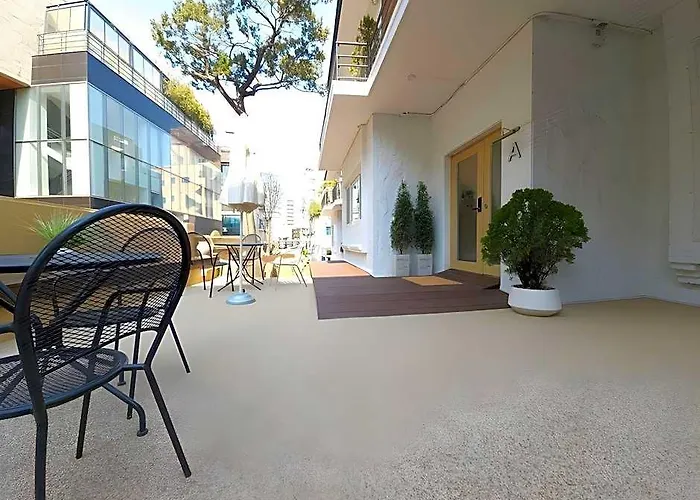 Hostel Oyo Myeongdong 5 *